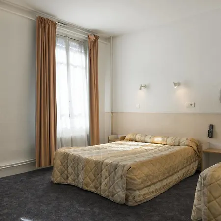 Hotel Romantic & Paříž