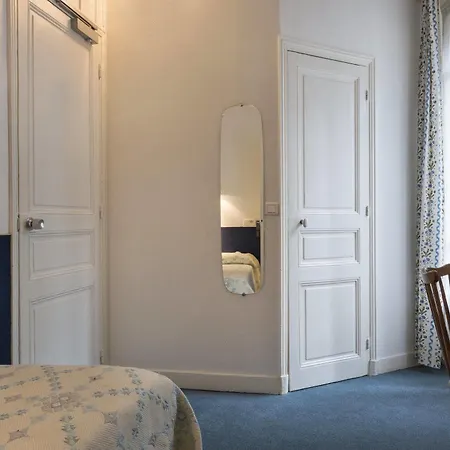Romantic & 4* Paříž